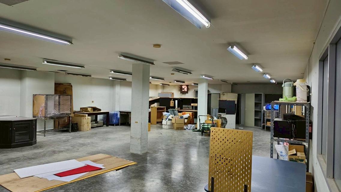 ให้เช่าสำนักงาน 5 ชั้นพร้อมโกดัง ซอยรามคำแหง 118 แยก 42-2 ถนน รามคำเเหง แขวงสะพานสูง เขตสะพานสูง กทม. 12