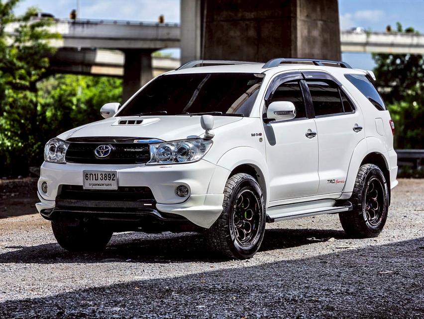 Toyota Fortuner 3.0V TRD 2009จด 2011 ราคาตัด ขายสด