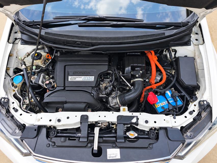 (แจ้งรหัสรถ CAT2707)2014. HONDA CIVIC FB 1.5 Hybrid เบนซิล-ไฟฟ้า ออโต้ รูปที่ 18