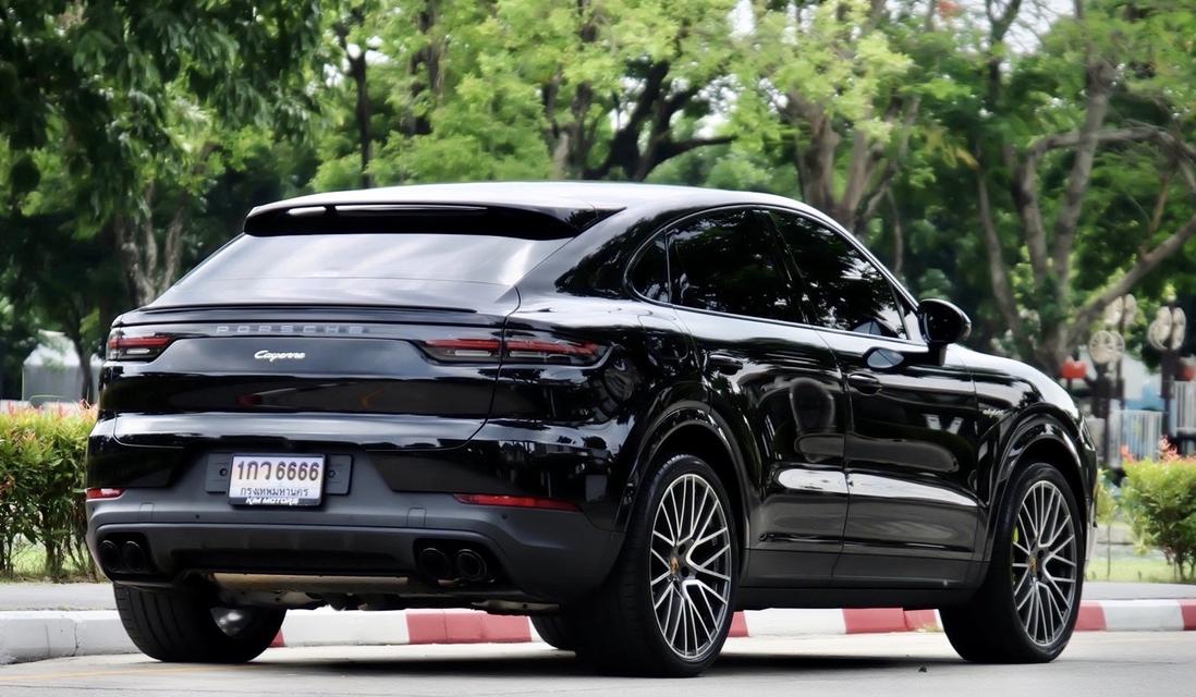 Porsche Cayenne E-Hybrid Coupe 2