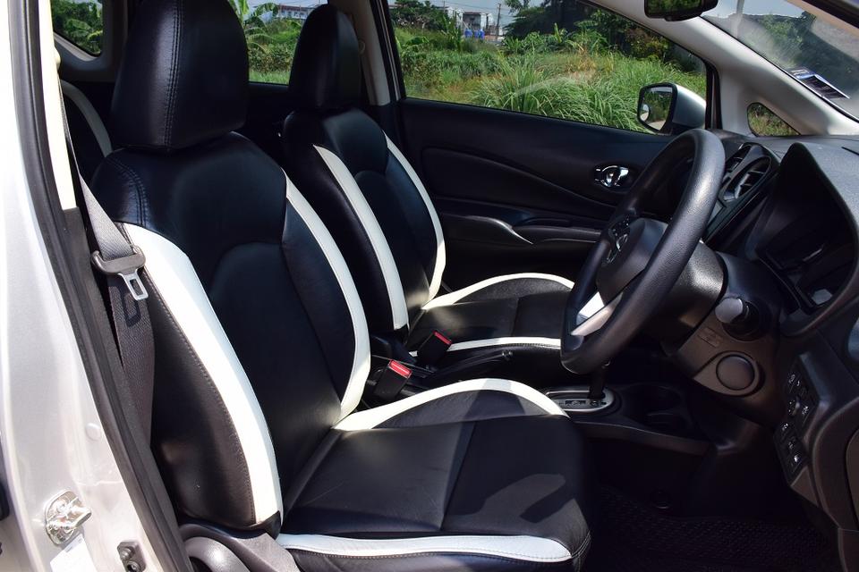 ตัวท็อปรถบ้านมือเดียว ฟรีดาวน์ NISSAN NOTE 1.2VLปี17 เกียร์ออโต้ พุตสต๊าท กุญแจคีเรท 2ชุดเบาะหนังแท้แอร์จอ ขับดีมากประหยัดน้ำมัน กล้อง360โทร0957401229 รูปที่ 9