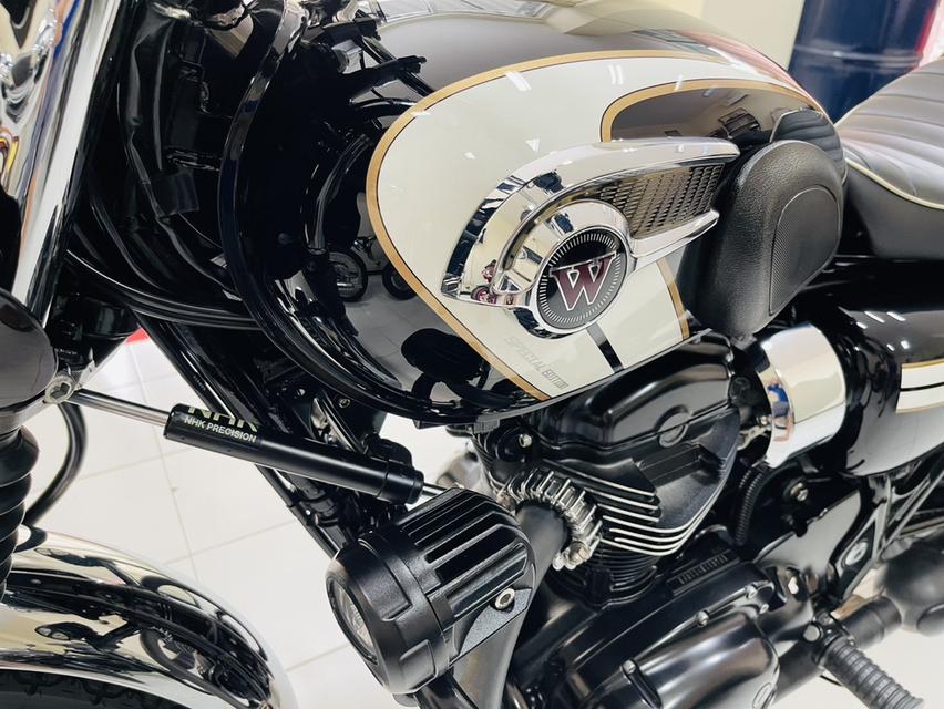 W800SE/2022 16