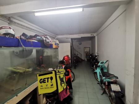 ขาย อาคารพาณิชย์ 4 ชั้น 2 คูหา ซอยจันทน์ 25-1 สาธุประดิษฐ์ 26 ตรว แบ่งเป็นห้องเช่า เช่าเต็ม รับรายได้ทันที ศักยภาพสูง รี 5