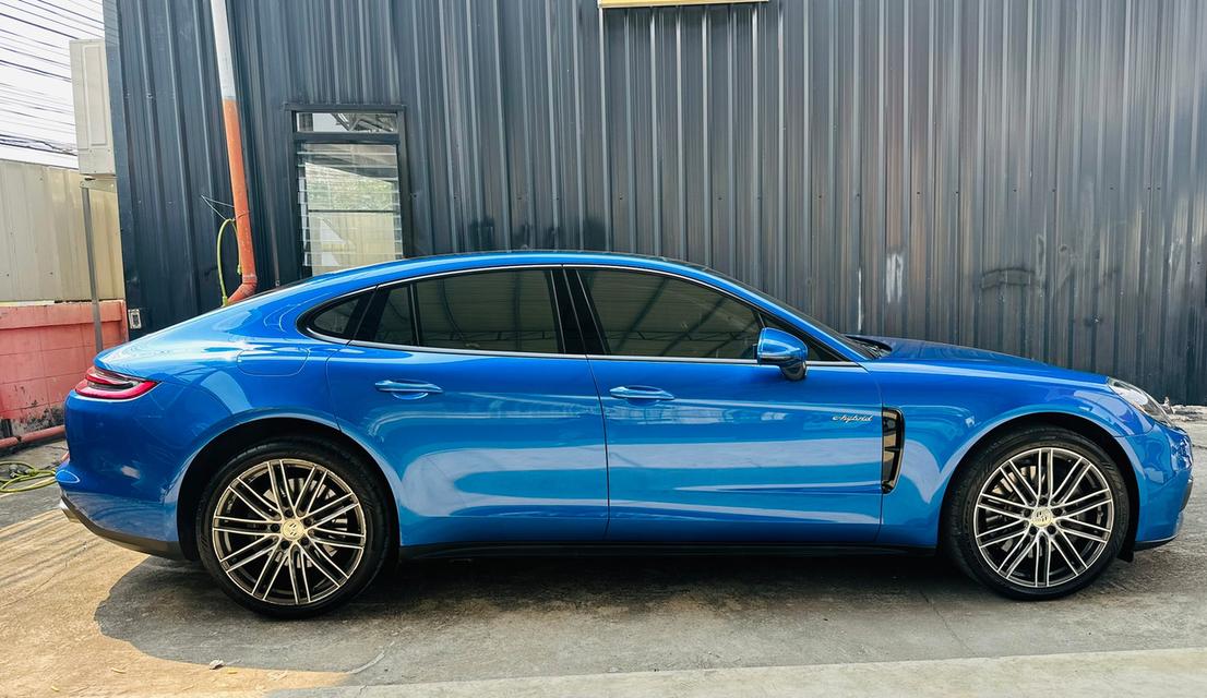 Porsche Panamera Plug In Hybrid 4