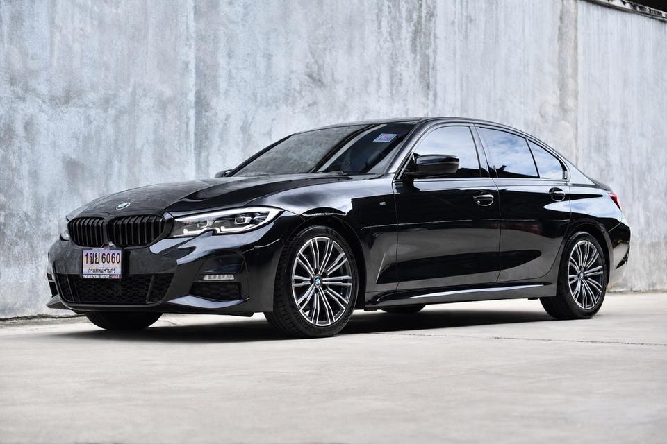 BMW SERIES-3 320d M-SPORT G20 2022 สีดำ มี Warranty ถึง ตุลา 2026