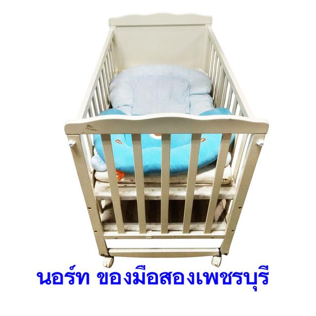 เตียงไม้ใหญ่สองชั้น สำหรับเด็กแรกเกิด มือสอง