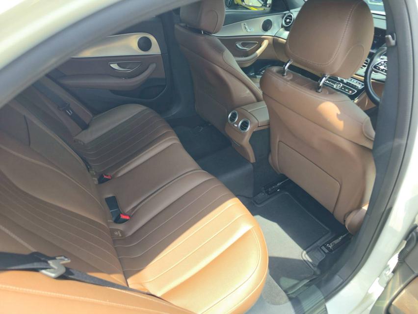 รหัสรถ BAC4606  E350e AVENTGARDE Plug-in Hybrid Facelift (W213)📅 ปี 2019 9
