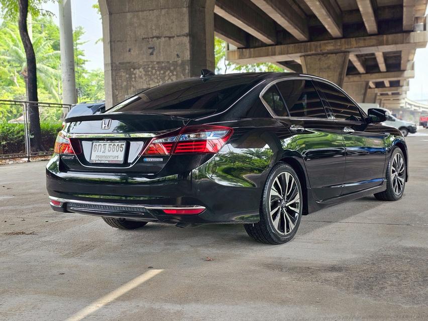 Honda Accord 2.0 Hybrid Tech Sunroof 7