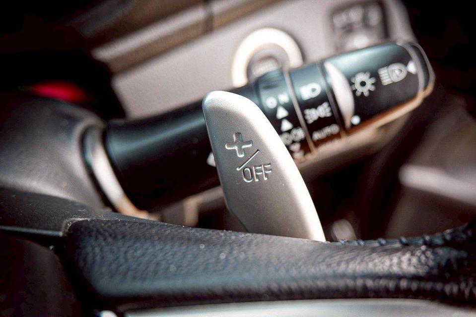 MITSUBISHI TRITON 2.4 GT PLUS PREMIUM 4WD AT สีดำ ปี 2020 14