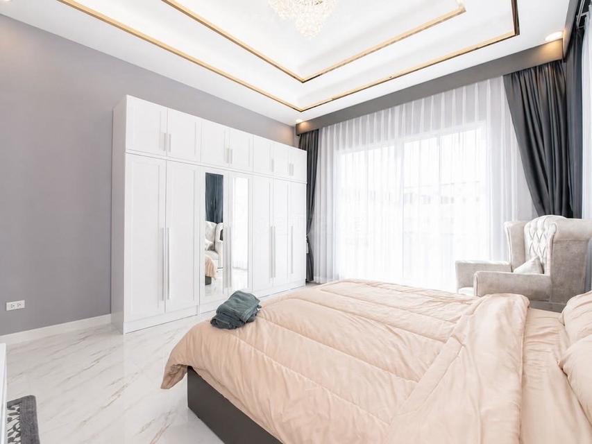 For Sale — Modern Luxury House with Pool 93sqw 400sqm 3bedrooms 3 bathrooms near international schools, local market, and motorway. 14