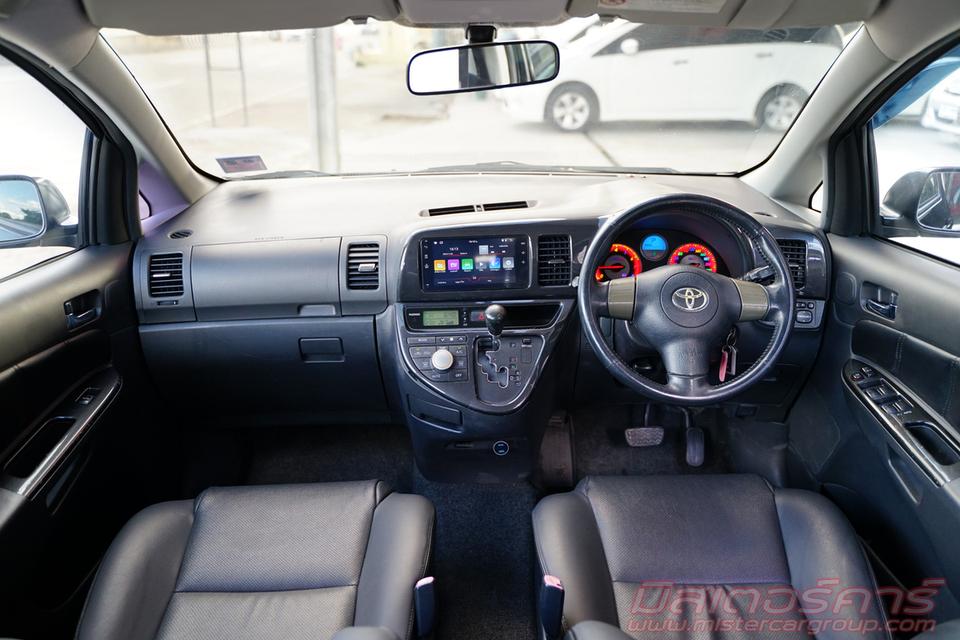 2006 TOYOTA WISH 2.0 Q  15