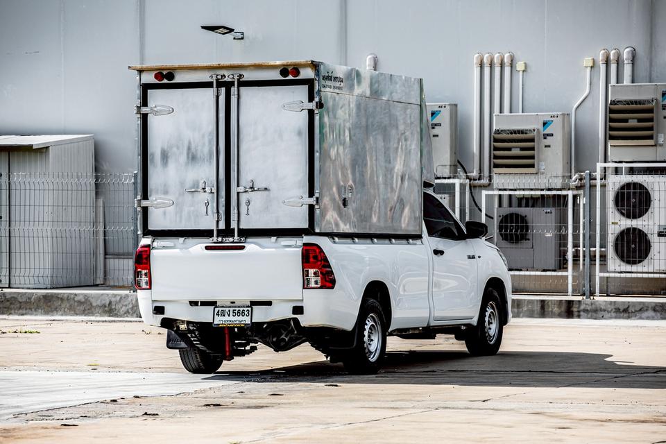 Toyota Revo 2.4J Plus Standard Cab สีขาว เกียร์ธรรมดา กระจกไฟฟ้า ปี 2018