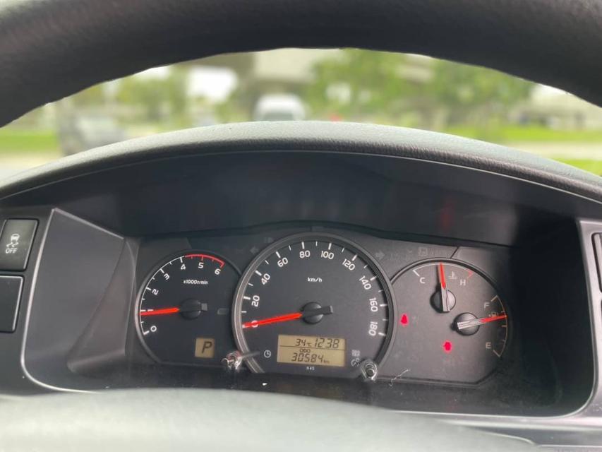 Toyota Commuter 3.0 D4D VIP ปี 2019 4