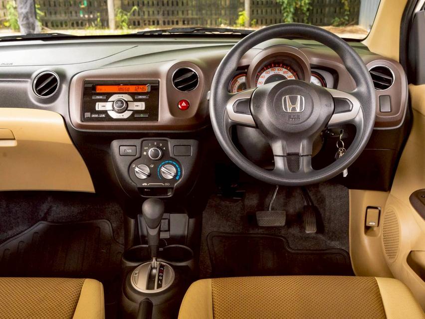 HONDA BRIO 1.2V ปี จด 2013 8