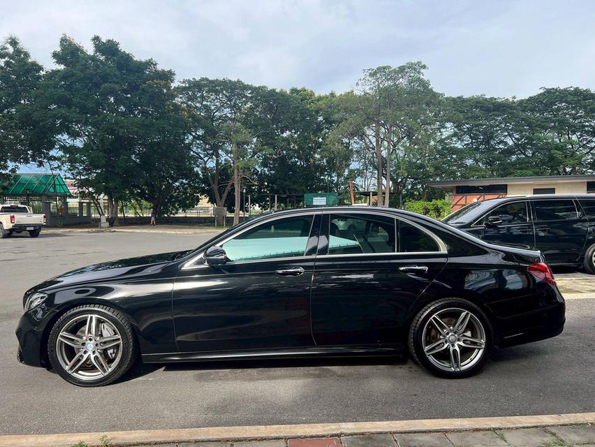 รถเข้าใหม่! MERCEDES-BENZ E220d AMG Dynamic ปี 2016 (จดทะเบียน 2017) สีดำ 7