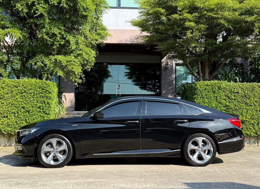 2021 HONDA ACCORD HYBRID รถมือเดียวออกป้ายแดง รถวิ่งน้อย เข้าศูนย์ตามระยะ รถไม่เคยมีอุบัติเหตุครับ 5