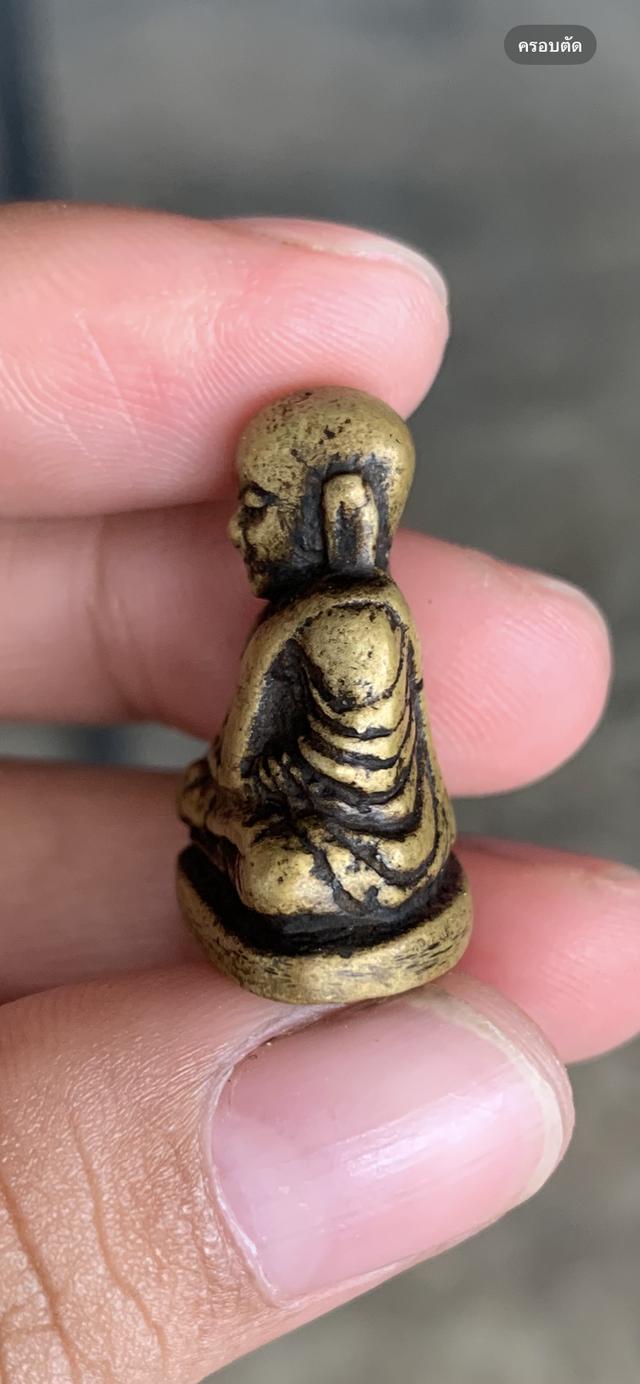 รูปหล่อหลวงพ่อเงิน 4