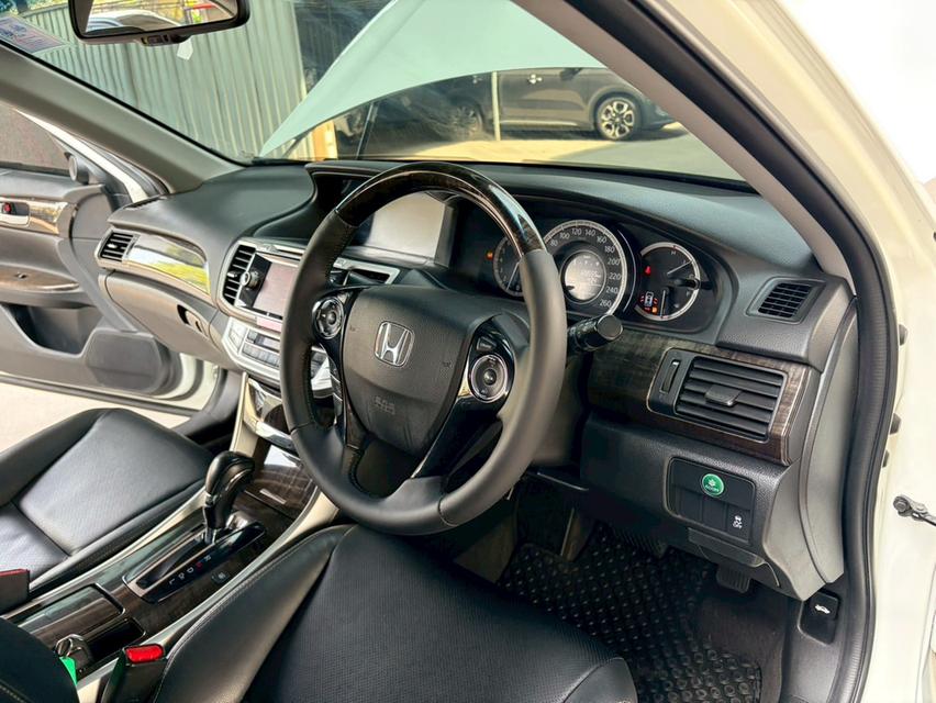 Honda Accord 2.0E AT ปี 2013  เพียง279,000บาท เบาะไฟฟ้าคู่หน้า ไมล์128xxx สวยพร้อมใช้ ยางปี2025 เครื่องยนต์เกียร์ช่วงล่างดี แอร์เย็นฉ่ำ *ดูรถกทม ซอยปร รูปที่ 10