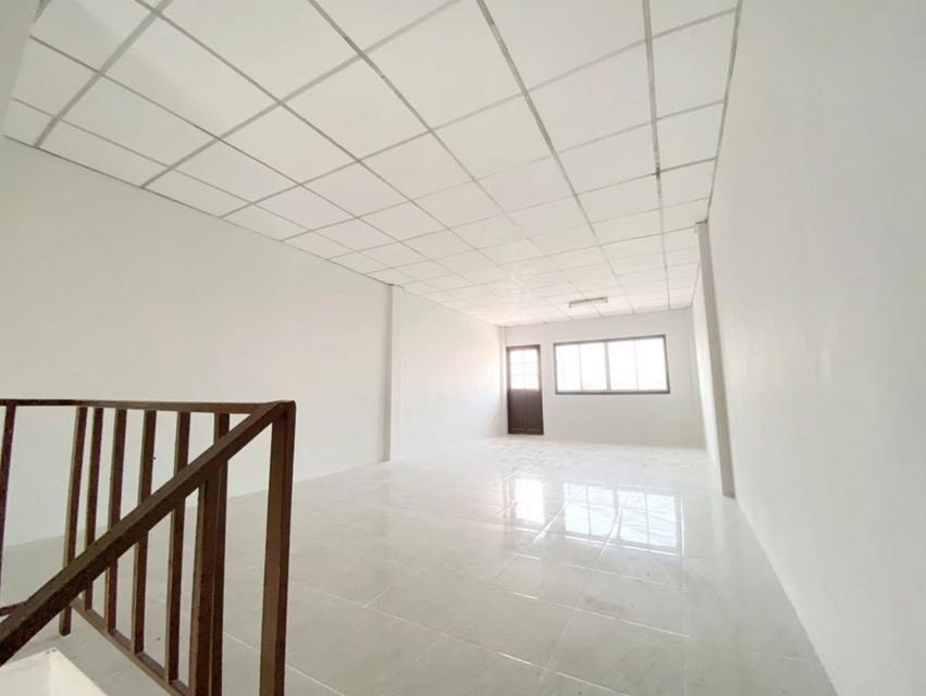 ขาย/ให้เช่า อาคารพาณิชย์ 3 ชั้นครึ่ง ทำเลทอง ท่าสะอ้าน บางปะกง ฉะเชิงเทรา 6