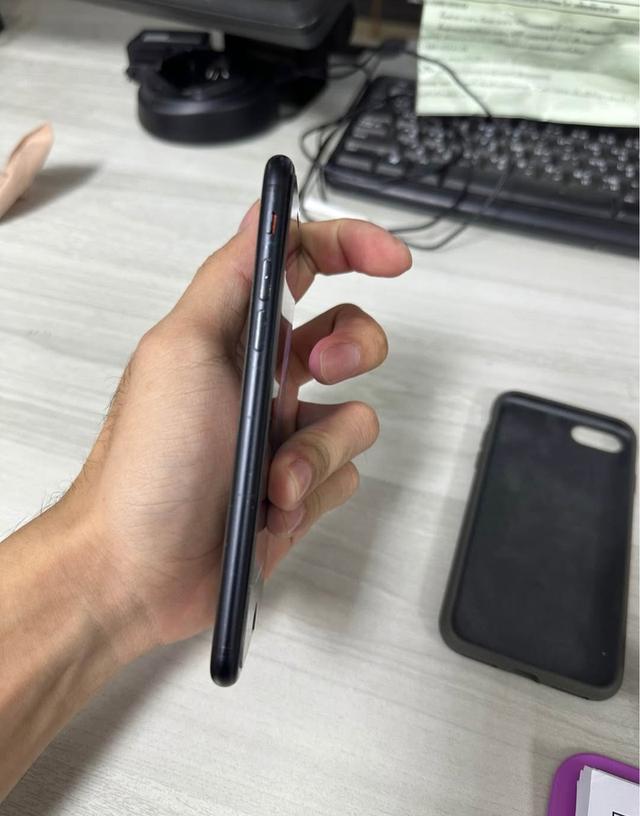 iPhone se2020 64gb เครื่องยังสวย 5