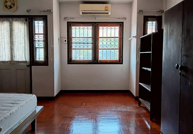 ขายและให้เช่าทาวน์เฮ้าส์ หมู่บ้านศิรินเทพ 9 ซอยราษฎร์พัฒนา 14 สะพานสูง กรุงเทพมหานคร 6