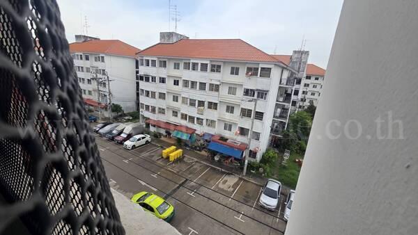เอื้ออาทร บางบัวทอง ติดถนน บางกรวย ใกล้ เซ็นทรัลเวสเกต 7