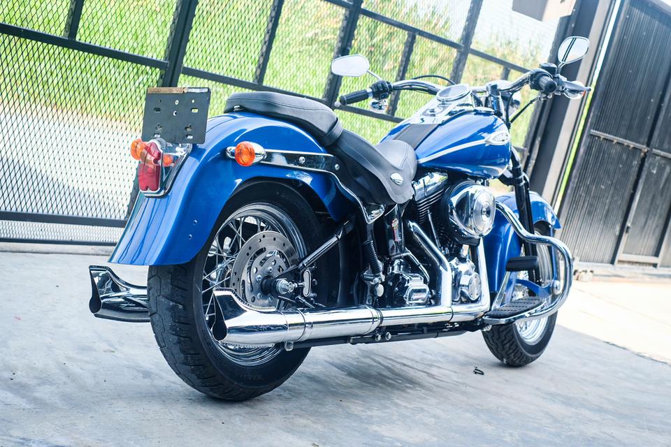 Harley springer heritage softail