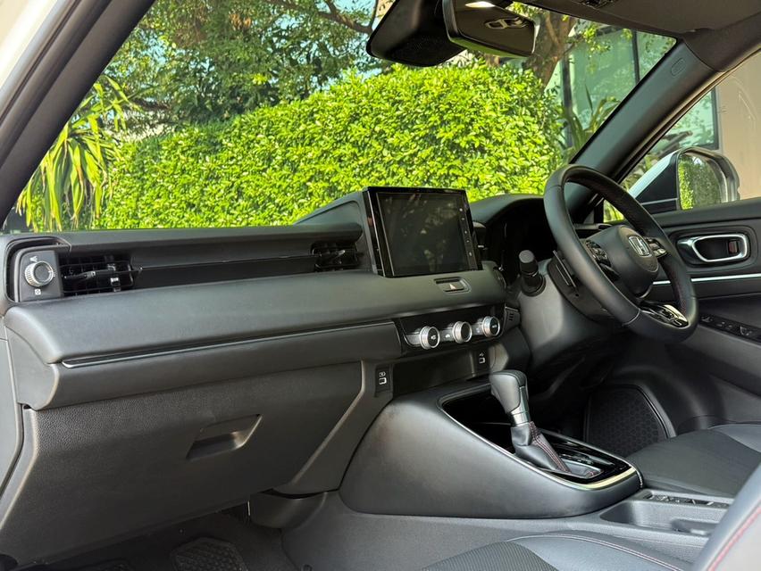 2023 HONDA HRV eHEV RS รถมือเดียว สภาพป้ายแดง วิ่งน้อยเพียง 40,000 กม รถไม่เคยมีอุบัติเหตุครับ รูปที่ 11