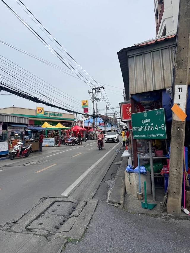 ขายด่วนที่ดินใกล้ ม.ธนบุรี 75 ตารางวา ติดถนนคอนกรีต ซอย เพชรเกษม110 แยก 4 หนองแขม กรุงเทพฯ 2