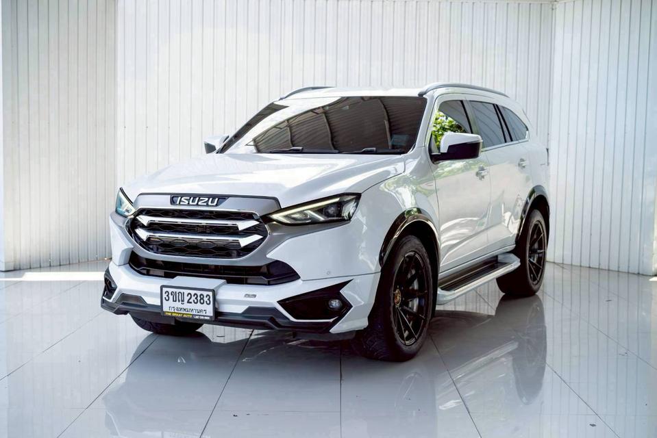 ISUZU MU-X 3.0 ULTIMATE 4WD ปี 2020 โฉม ปี20-ปัจจุบัน รถสวยมือเดียวป้ายแดง