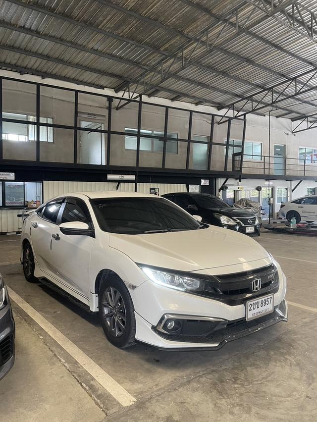 Honda civic 1.8 el 5