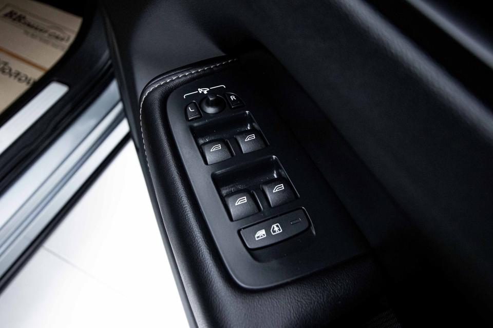 รหัสรถ 1C631 XC60 2.0 T8 PLUG-IN HYBRID INSCRIPTION AWD 8
