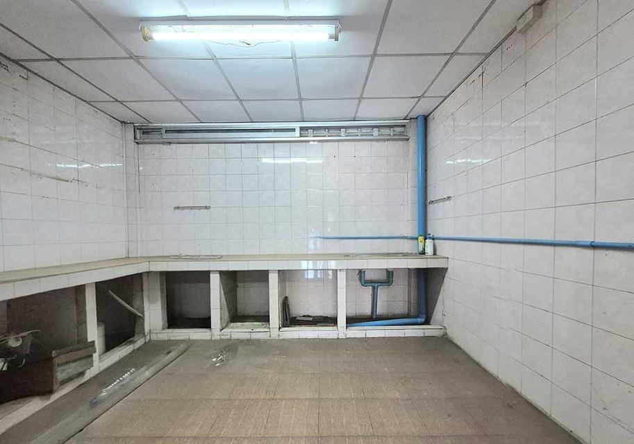 ให้เช่าตึก 4.5 ชั้น พหลโยธิน 54/4 แยก 3 18