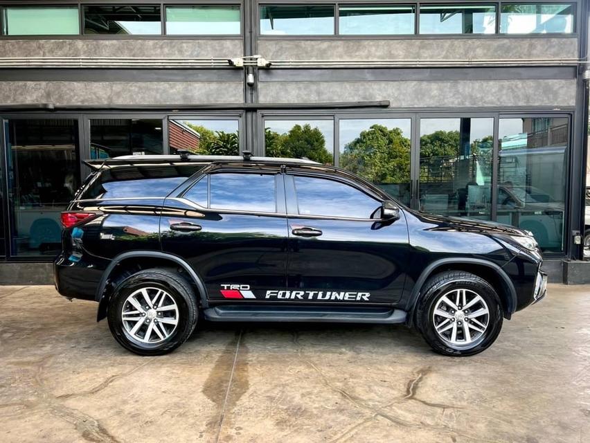 TOYOTA FORTUNER 2.4 V ปี 2017 เกียร์ AT 1