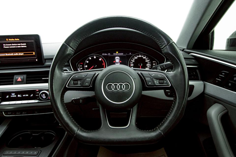 รหัสรถ 1D271 AUDI A4 40 TFSI S LINE 2.0 2018 19