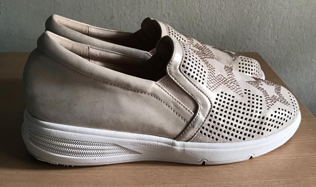 รองเท้ามือสอง แบรนด์ต่างประเทศ 7