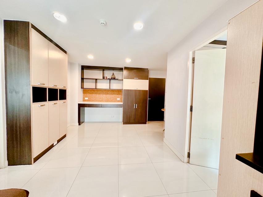 ขายคอนโดห้องมุม 2 ห้องนอน ใกล้ BTS ธนบุรี เพียง 3.59 ลบ. พร้อมอยู่ เหมาะอยู่อาศัยและลงทุน 4