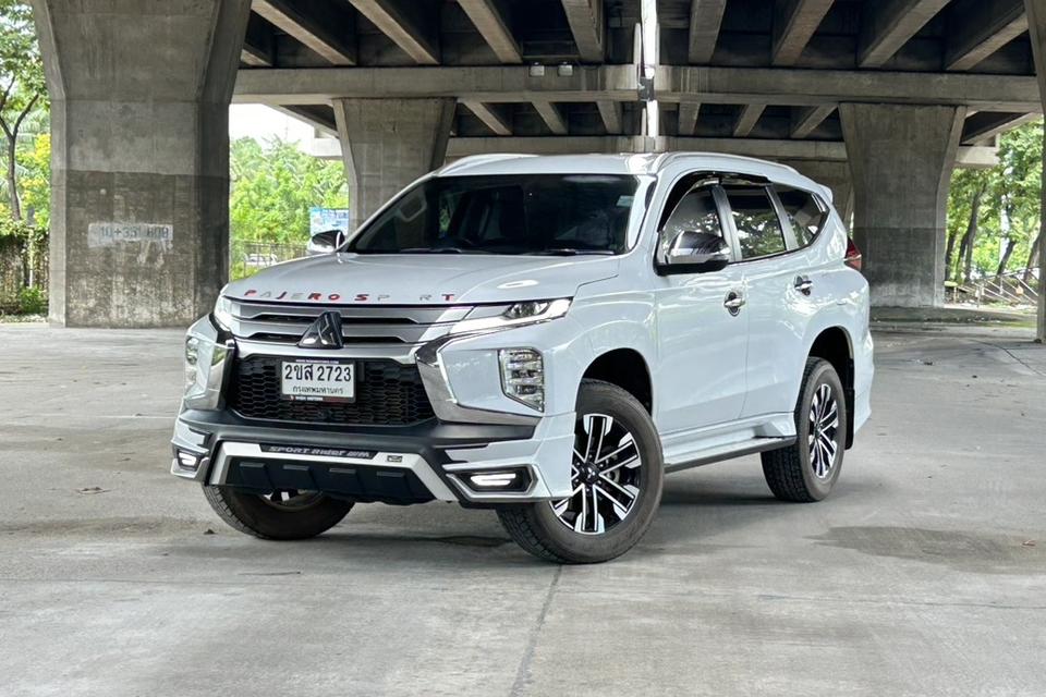 Mitsubishi Pajero Sport 2.4 GT Plus AT ปี 2022 รถสวยมือเดียว ไมล์น้อย
