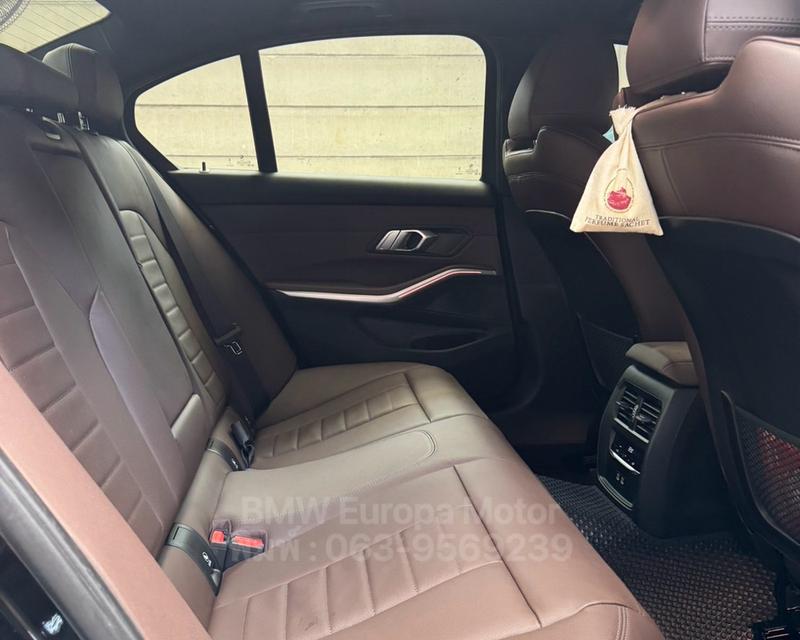 2023 BMW 320d M Sport LCI G20 (รถมือเดียวออกจากศูนย์ประวัติชัดเจน) 7