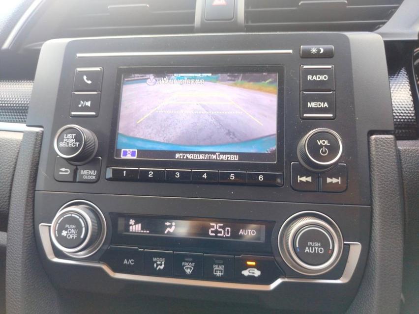 Honda Civic FC 1.8 E CVT (MNC) 2019 สีเทา ออโต้  • มือเดียว โฉม Minorchange 13