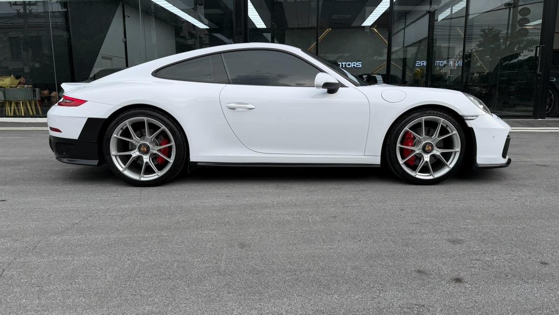 (แจ้งรหัสรถ KPV53) 2017 Porsche 911 Carrera S (991.2) สีเหลือง wrap สีขาว รูปที่ 17