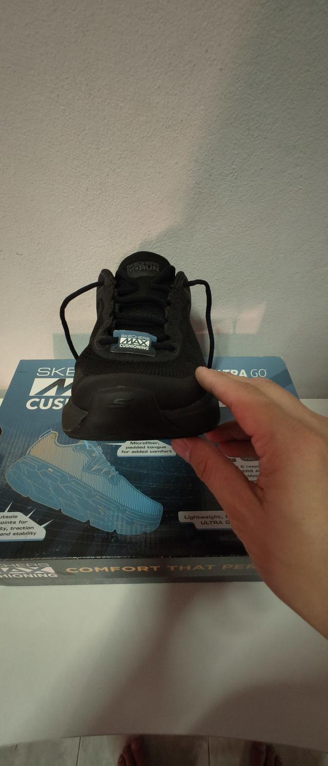 ขายรองเท้า Skechers Max Cushioning Delta สภาพ99 4