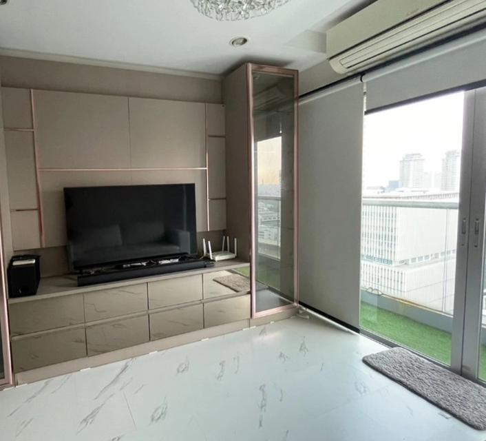 คอนโด Silom Suite ขายพร้อมเฟอร์นิเจอร์ 2