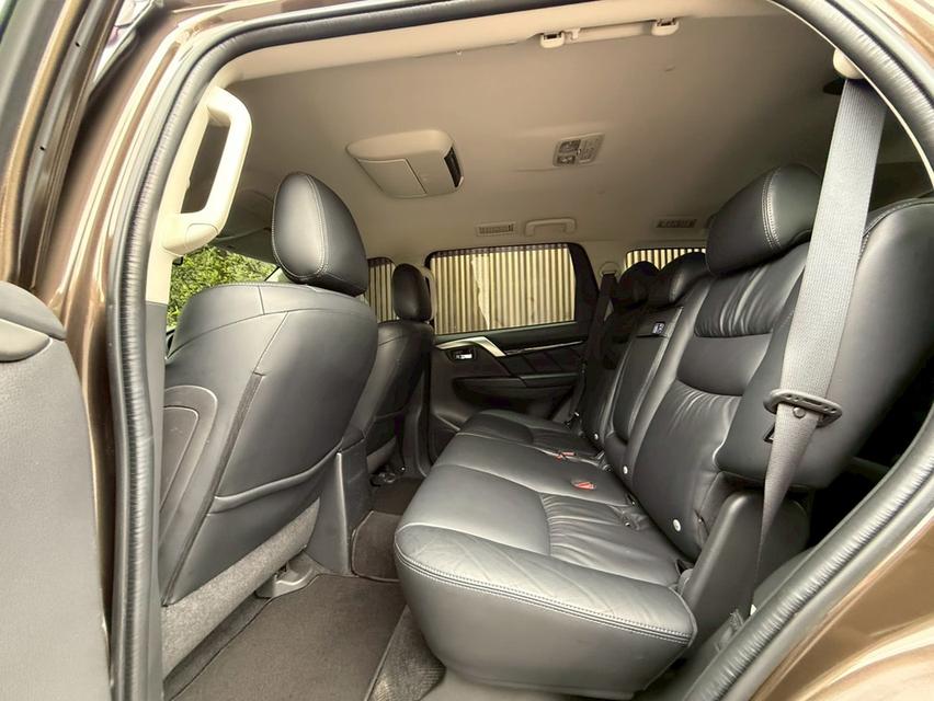 Mitsubishi Pajero 2.4GT 4wd ปี17 17