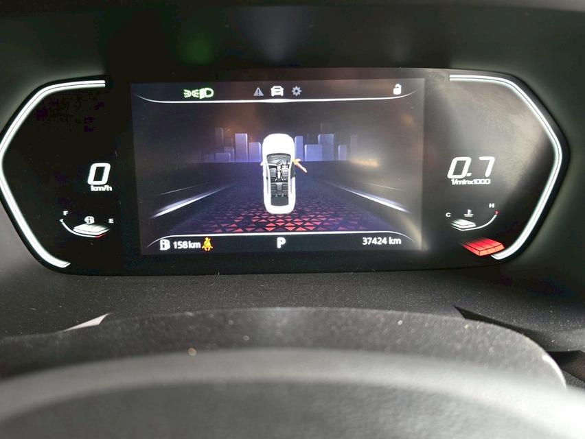MG 5 เครื่อง1.5 cc. รุ่นX เกียร์ AUTO ปี 2025 #รถไมล์แท้100%คะวิ่งน้อยมากๆๆคะ วิ่งมาแค่37,xxxกิโลคะ มีวารันตรีศูนย์2026
