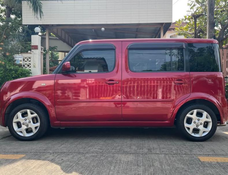 Nissan Cube3 ปี 2012 สีแดง 4