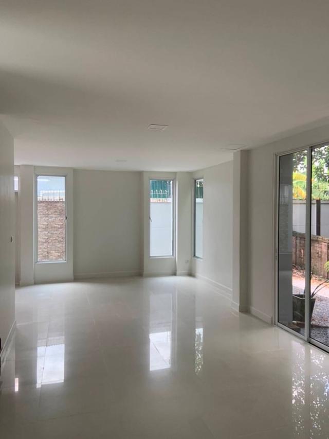 🏡✨ ขายบ้านเดี่ยว 2 ชั้น หมู่บ้านไวกีกิ ซอร์ (Waikiki Shore) — ลาดกระบัง ✨🏡 10