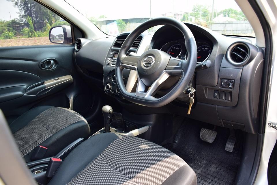ฟรีดาวน์ ปี2018 NISSAN ALMERA 1200 cc ไมเนอร์เช้น ออโต้ แอร์เย้นฉ่ำ ภายในใหม่สะอาด CD MP3 ABS AIRBAG รถมือเดียว รีโมท เซ็นเซอร์กันชน โทร 0957401229 รูปที่ 6