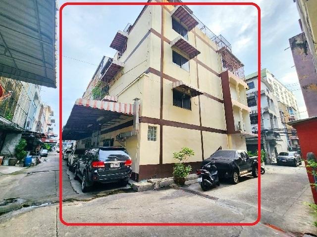 ขายอาคารพาณิชย์ 2คูหา 4ชั้น สถานฑูตจีน เซ็นทรัล พระราม 9 800ม.MRTพระราม9 800ม.ฟอร์จูนทาวน์ 600ม. 25ตร.วา. 385ตร.ม. 4นอน  1
