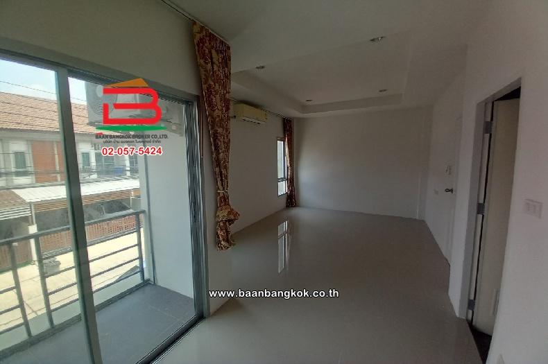 ทาวน์โฮม โครงการ ราชพฤกษ์ สุวรรณภูมิ-ลาดกระบัง เนื้อที่ 22.5 ตารางวา ซอยฉลองกรุง 61 แขวงลำปลาทิว เขตลาดกระบัง กรุงเทพมหานคร 10